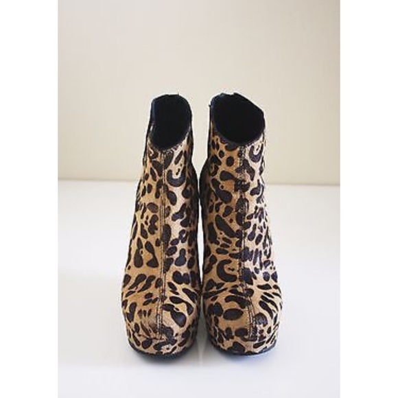 Kelsi Dagger Huette Leopard Wedge - Picture 4 of 8